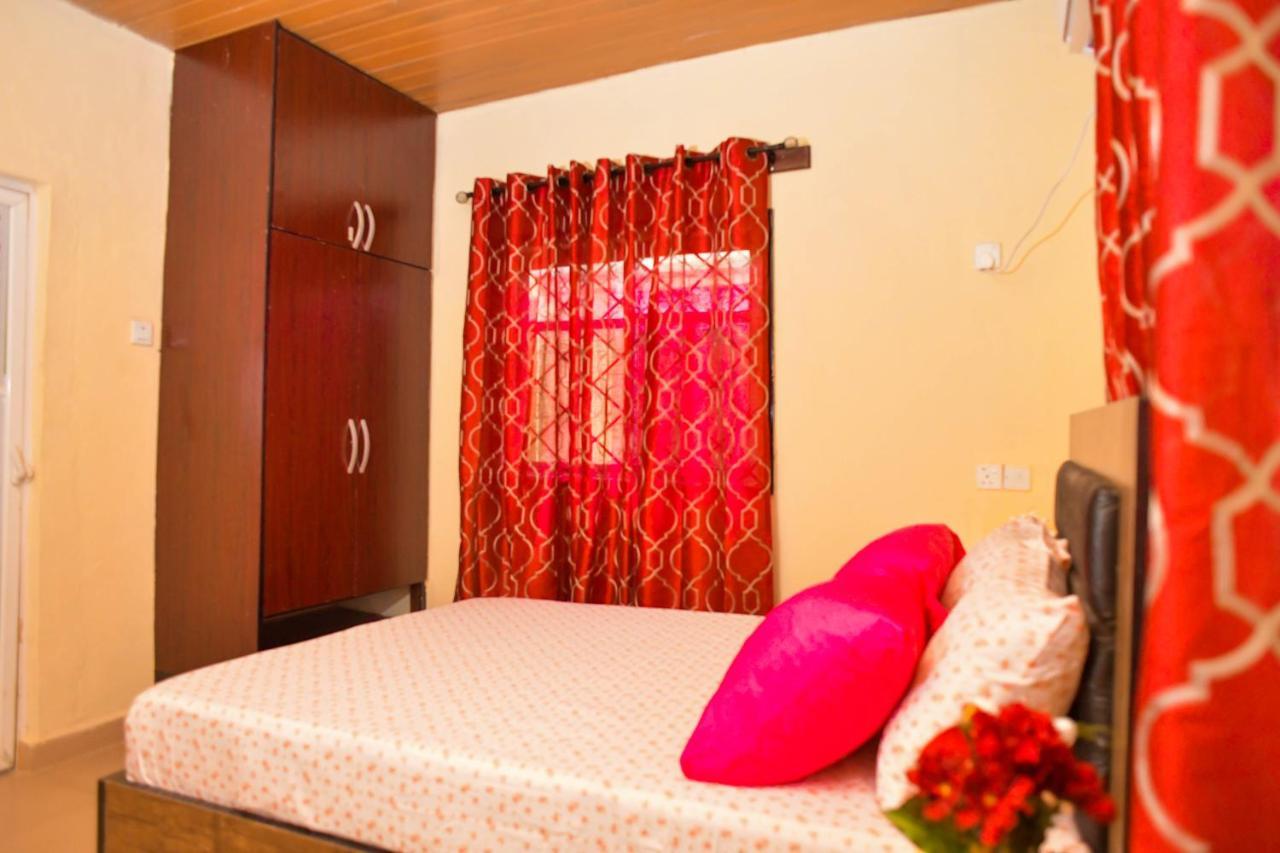 Living Green Apartments Airport Pick Up Benin City Eksteriør billede